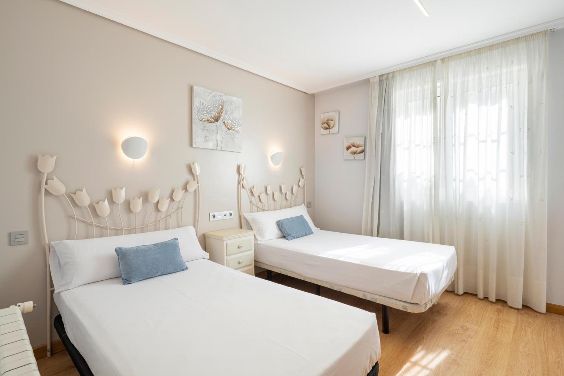 Hotel Alda Puerta Del Sol Comarca de Comarca de Vigo Buitenkant foto