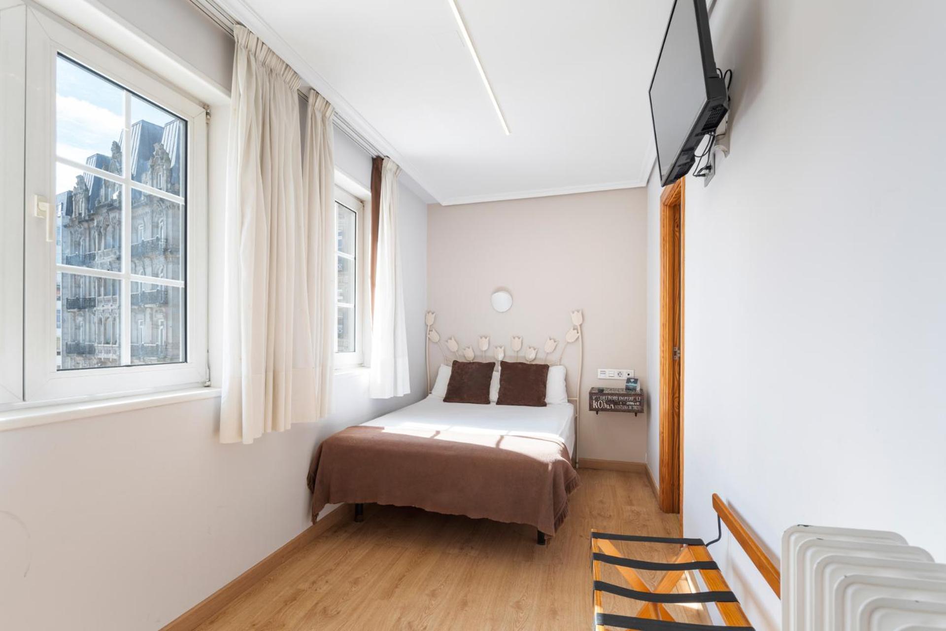 Hotel Alda Puerta Del Sol Comarca de Comarca de Vigo Buitenkant foto