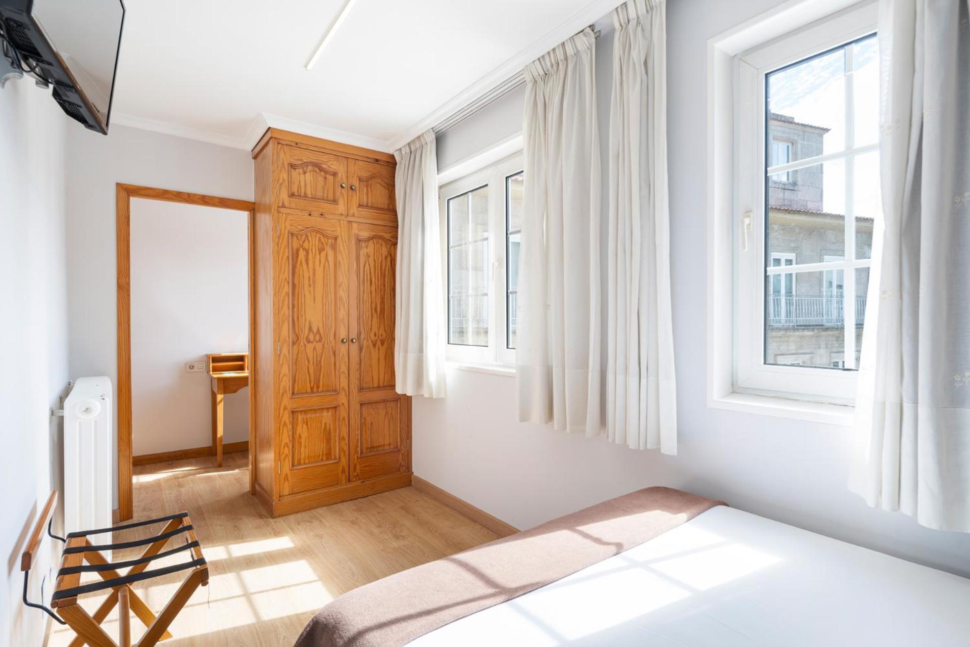 Hotel Alda Puerta Del Sol Comarca de Comarca de Vigo Buitenkant foto